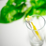 重曹で虫歯予防!うがいと歯磨きで口臭やホワイトニングに効果的!