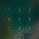 iPhoneの画面が消えて自動ロックされるまでの時間を変える・解除する方法